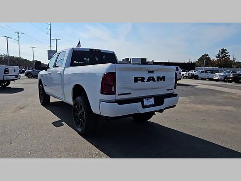 New 2026 RAM 2500 Laramie w/ Night Edition AWD/4WD image 31