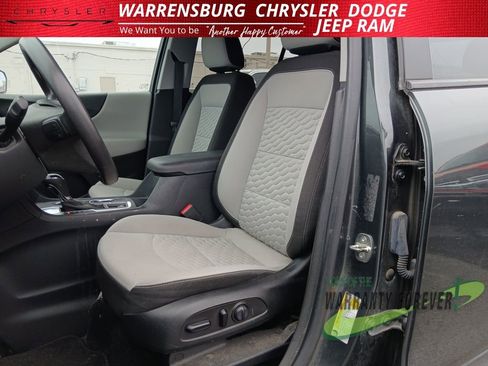 Used 2020 Chevrolet Equinox LS w/ LS Convenience Package image 13