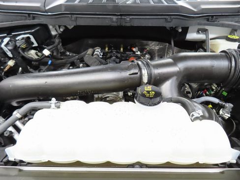 Used 2024 Ford F150 XLT w/ Tow/Haul Package image 32