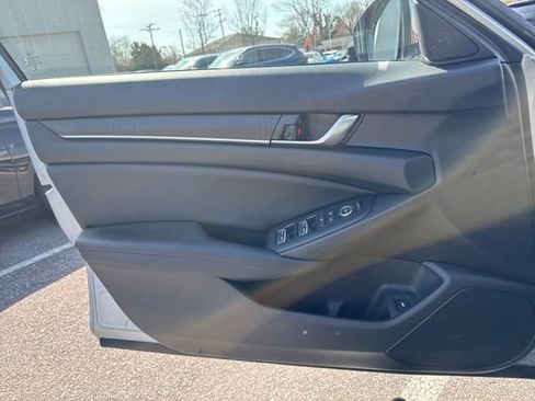 Used 2019 Honda Accord EX image 20