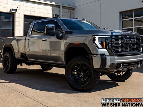 Used 2024 GMC Sierra 3500 Denali Ultimate AWD/4WD image 1