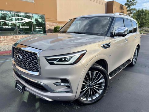 Used 2019 INFINITI QX80 Luxe w/ 22" Wheel Package AWD/4WD image 3