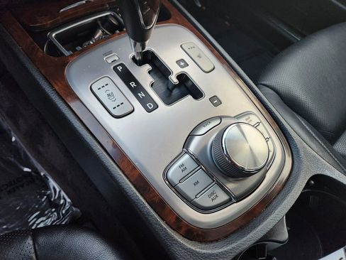 Used 2009 Hyundai Genesis 3.8 w/ Technology Pkg 4 image 28