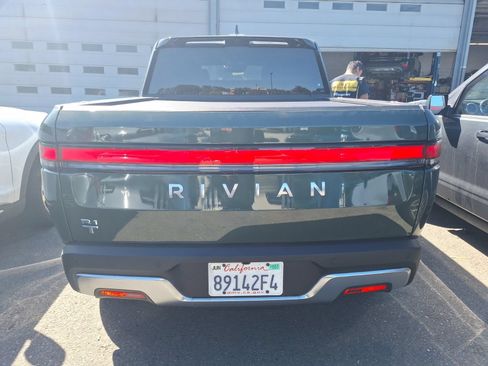 Used 2025 Rivian R1T Adventure AWD/4WD image 7