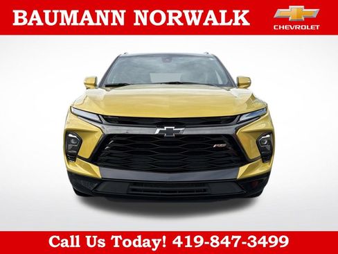 Used 2023 Chevrolet Blazer RS FWD image 2