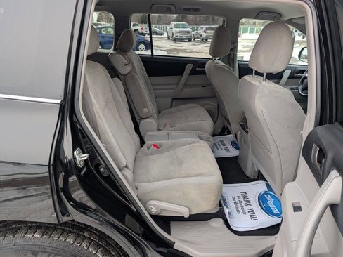 Used 2013 Toyota Highlander 4WD image 12