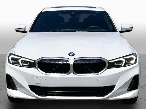 Used 2023 BMW 330i xDrive Sedan w/ Premium Package AWD/4WD image 3