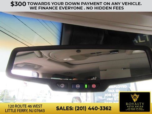 Used 2015 GMC Yukon XL Denali w/ Premium Package image 35