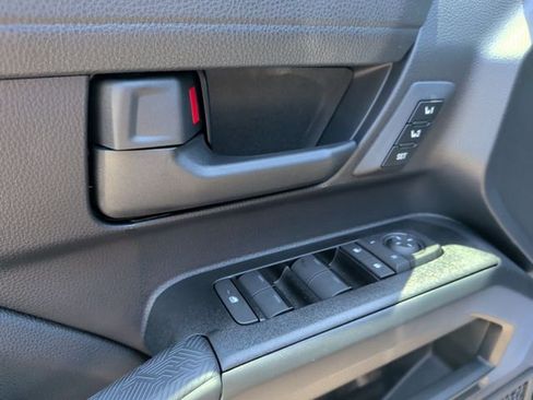 New 2026 Toyota 4Runner 4WD image 14