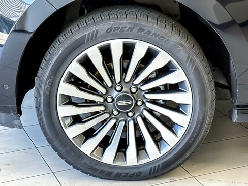 Certified 2019 Lincoln Navigator Reserve AWD/4WD image 28