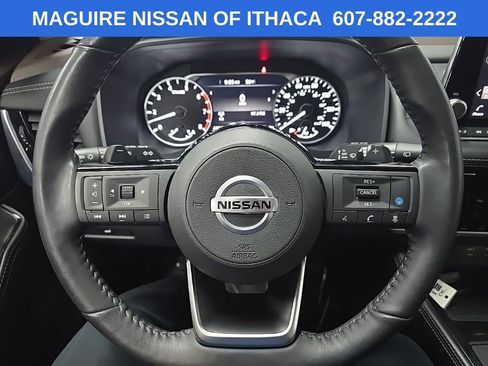 Used 2021 Nissan Rogue SL AWD/4WD image 19