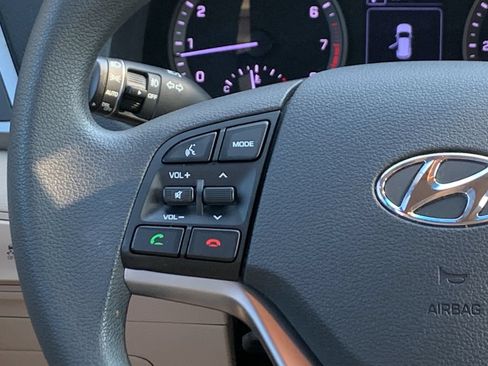 Used 2017 Hyundai Tucson SE w/ SE Popular Package 02 FWD image 21