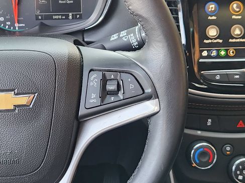 Used 2022 Chevrolet Trax LT w/ Sport Edition AWD/4WD image 31