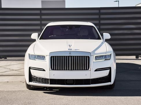 Used 2023 Rolls-Royce Ghost Base w/ Ghost Package image 13