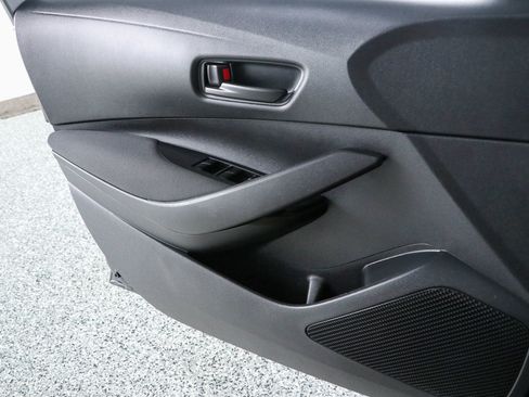 Used 2024 Toyota Corolla LE FWD image 21