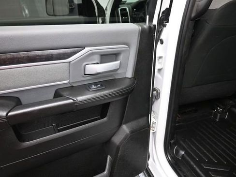 Used 2022 RAM 2500 Big Horn AWD/4WD image 20