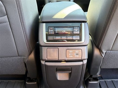 New 2025 Subaru Ascent Onyx Edition image 26