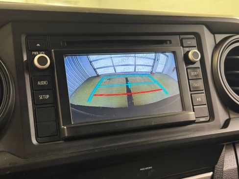 Used 2019 Toyota Tacoma SR w/ SR Convenience Package image 37