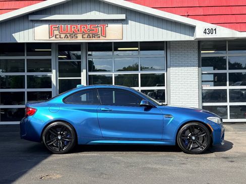 Used 2017 BMW M2 RWD image 2