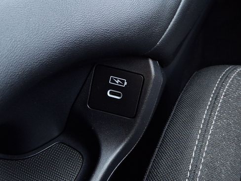 Used 2024 Honda HR-V LX image 26