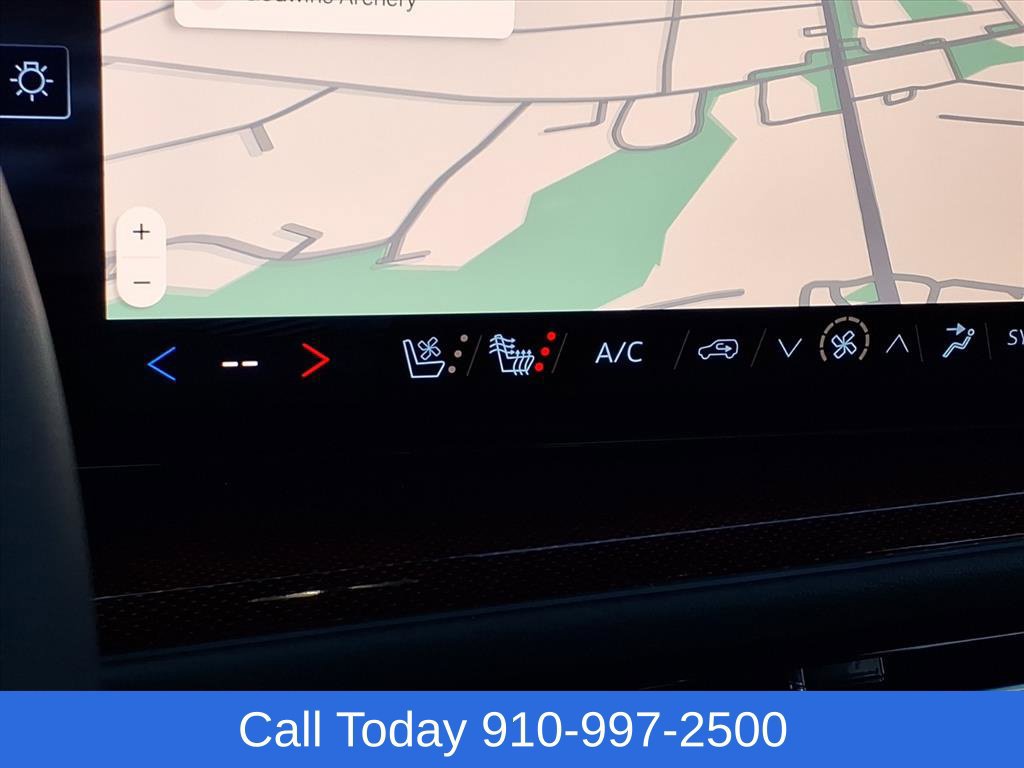 Used 2025 Chevrolet Traverse RS w/ LPO, Floor Liner Package FWD image 24