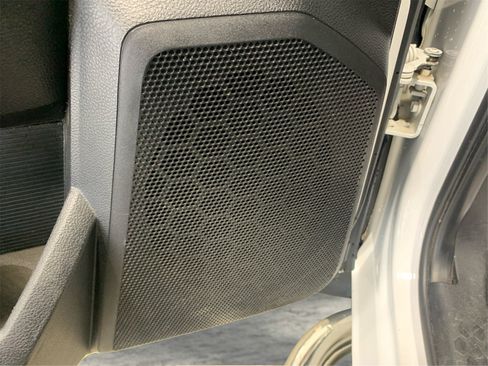 Used 2016 RAM 1500 Outdoorsman image 26