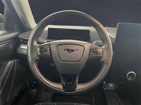 Used 2021 Ford Mustang Mach-E Select w/ Comfort/Appearance Package image 12