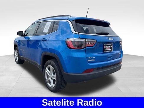 Used 2024 Jeep Compass Latitude AWD/4WD image 3