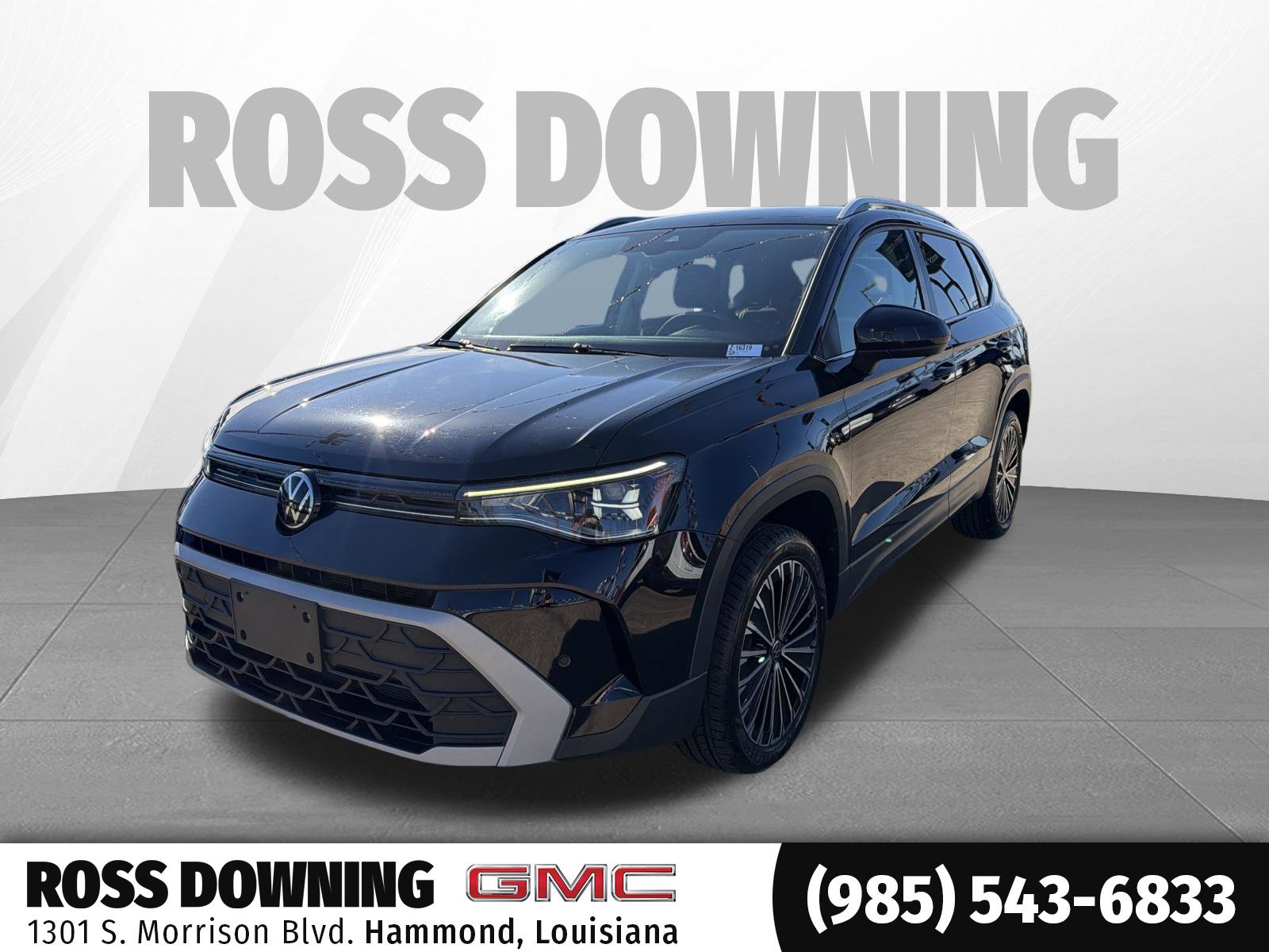 Used 2025 Volkswagen Taos SE FWD image 1