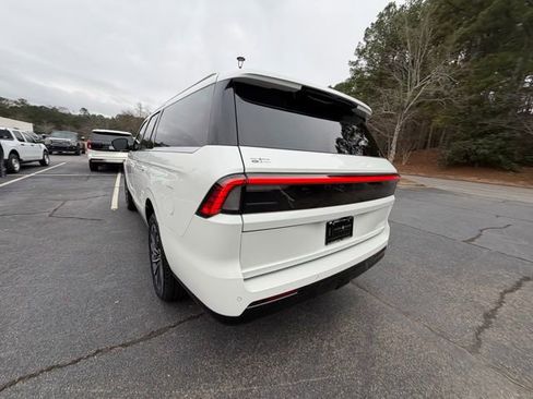 New 2025 Lincoln Navigator L Black Label image 5