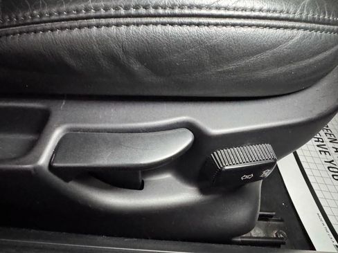 Used 1998 BMW Z3 1.9 image 19