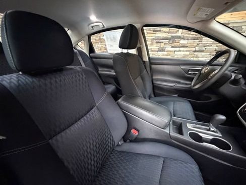 Used 2017 Nissan Altima 2.5 S w/ Power Driver Seat Package FWD image 17