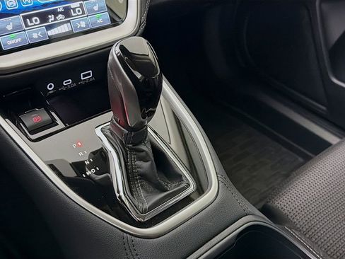 Used 2025 Subaru Outback Premium image 20