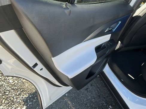 New 2026 Chevrolet Equinox EV LT image 16