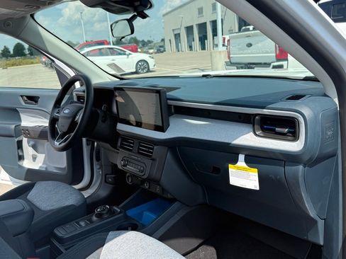New 2025 Ford Maverick XLT image 15