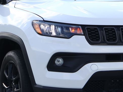 Used 2024 Jeep Compass Latitude w/ Altitude Special Edition image 7