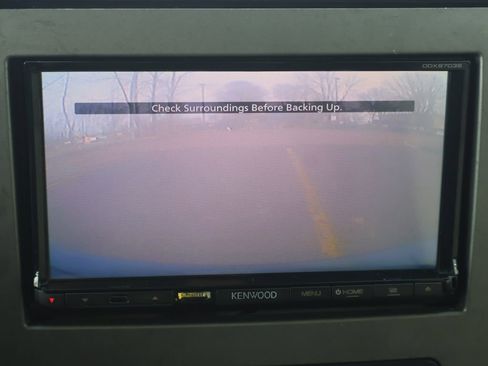 Used 2011 Nissan Titan S AWD/4WD image 17