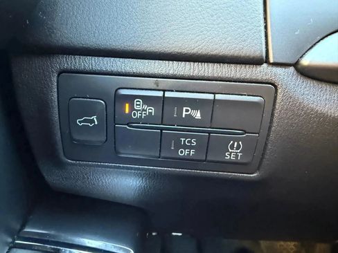 Used 2017 MAZDA CX-9 Touring AWD/4WD image 17