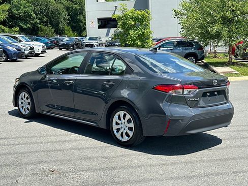 Used 2024 Toyota Corolla LE FWD image 3