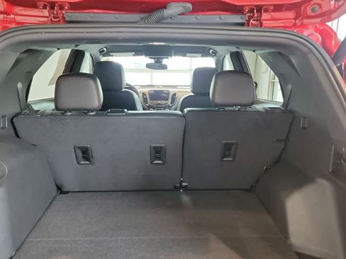 Used 2023 Chevrolet Equinox RS AWD/4WD image 19