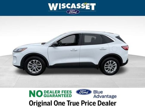 Certified 2022 Ford Escape SE w/ Cold Weather Package image 2