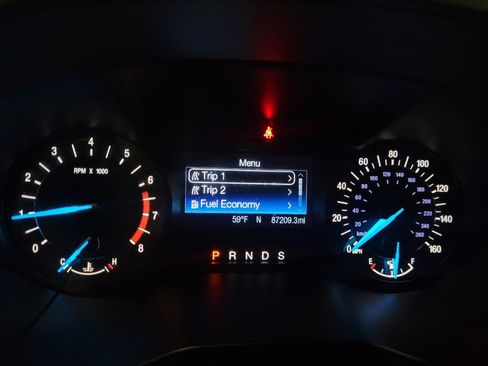 Used 2017 Ford Edge SE image 23