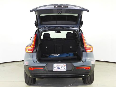 Used 2023 Volvo XC40 Recharge Ultimate image 10