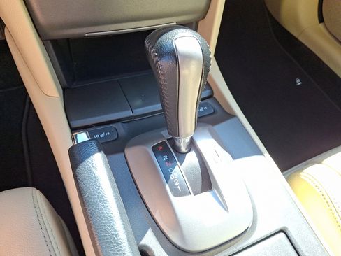 Used 2012 Honda Crosstour EX-L image 22