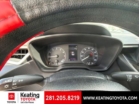 Used 2024 Toyota Corolla LE FWD image 13