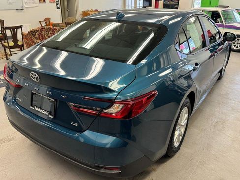 Used 2025 Toyota Camry LE image 23
