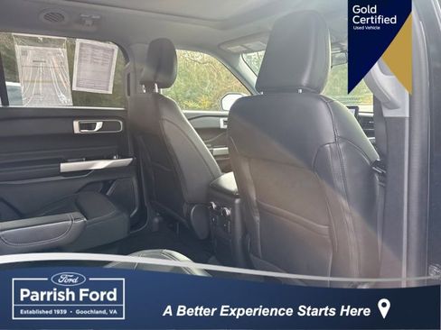 Certified 2022 Ford Explorer XLT w/ Equipment Group 202A image 29