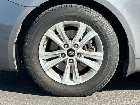 Used 2012 Hyundai Sonata GLS w/ Popular Equipment Pkg FWD image 22