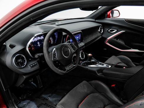 Used 2023 Chevrolet Camaro ZL1 image 40