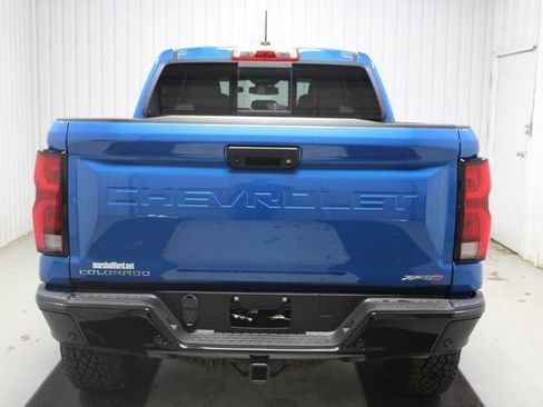 Used 2024 Chevrolet Colorado ZR2 w/ Technology Package image 5